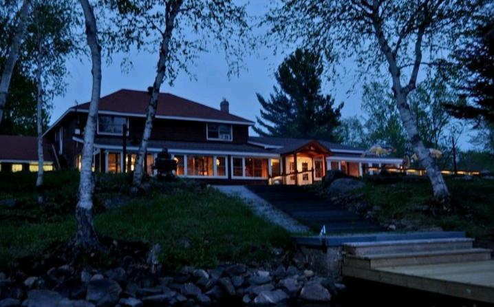 Minden Hills Red Umbrella Inn المظهر الخارجي الصورة